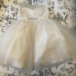 Flower girl dress